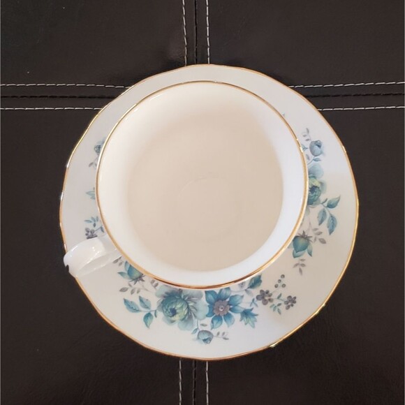 Vintage Queen Anne Teal Blue Roses Cup & Saucer, Bone China England - Picture 3 of 7